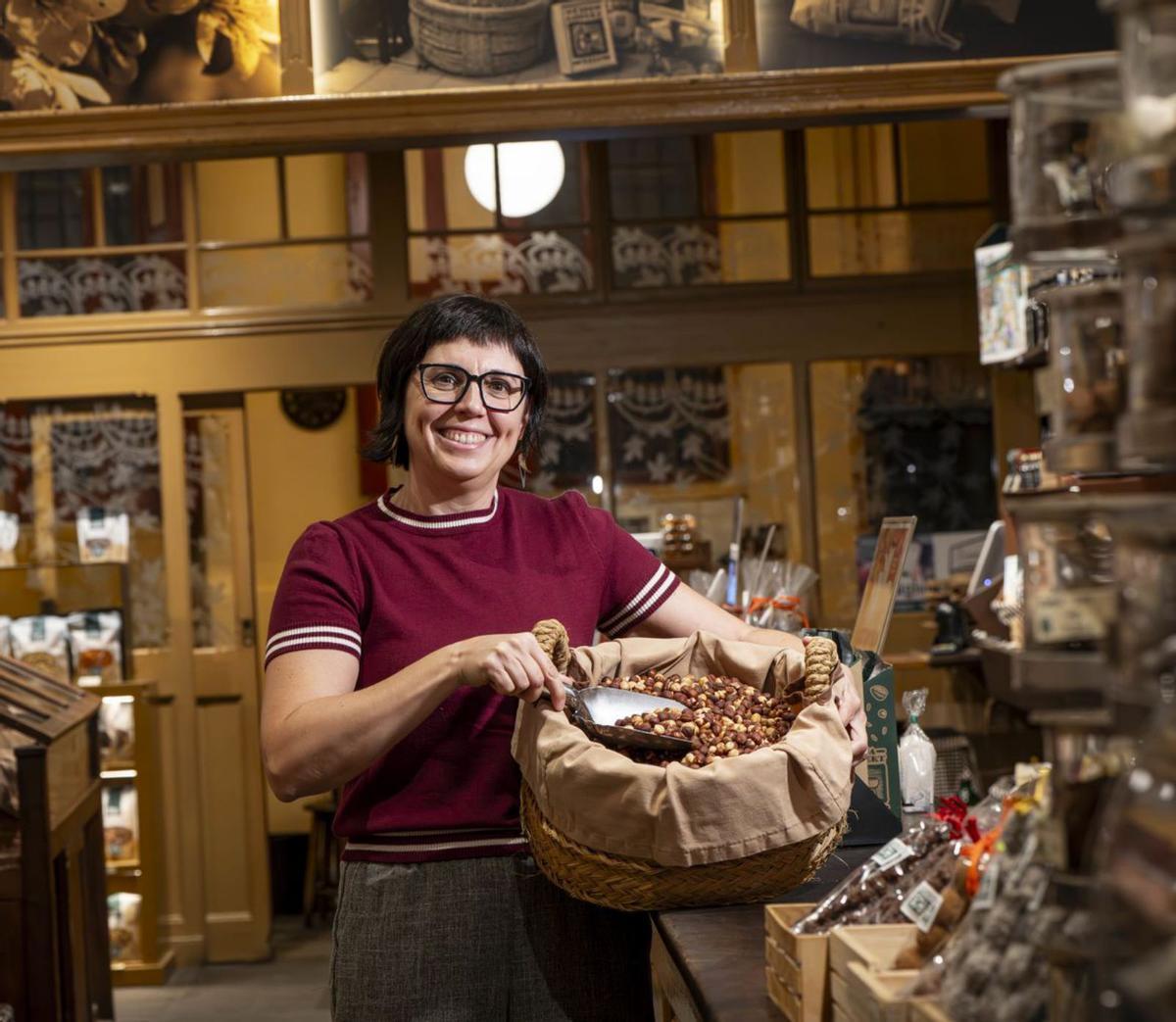 Casa Gispert, la botiga centenària que exporta fruita seca a Europa