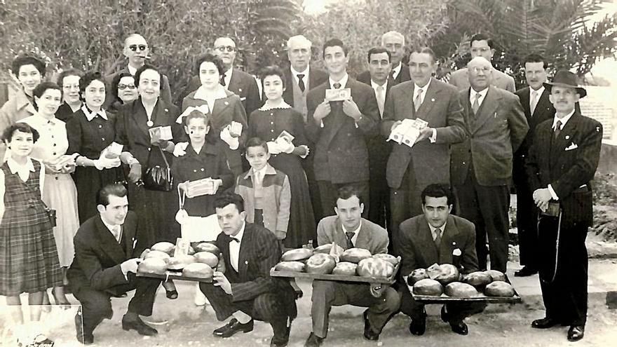 Clásica merienda con las monas y las toñas.