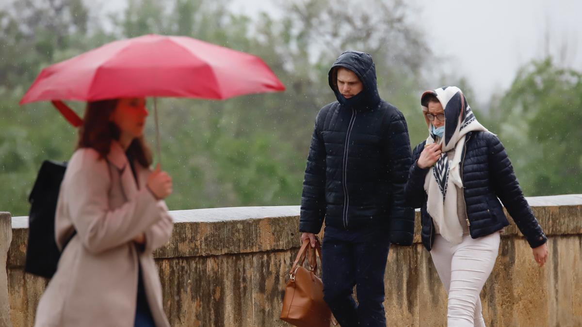 La Aemet no descarta que las lluvias acompañen esta tarde al frío en Córdoba.