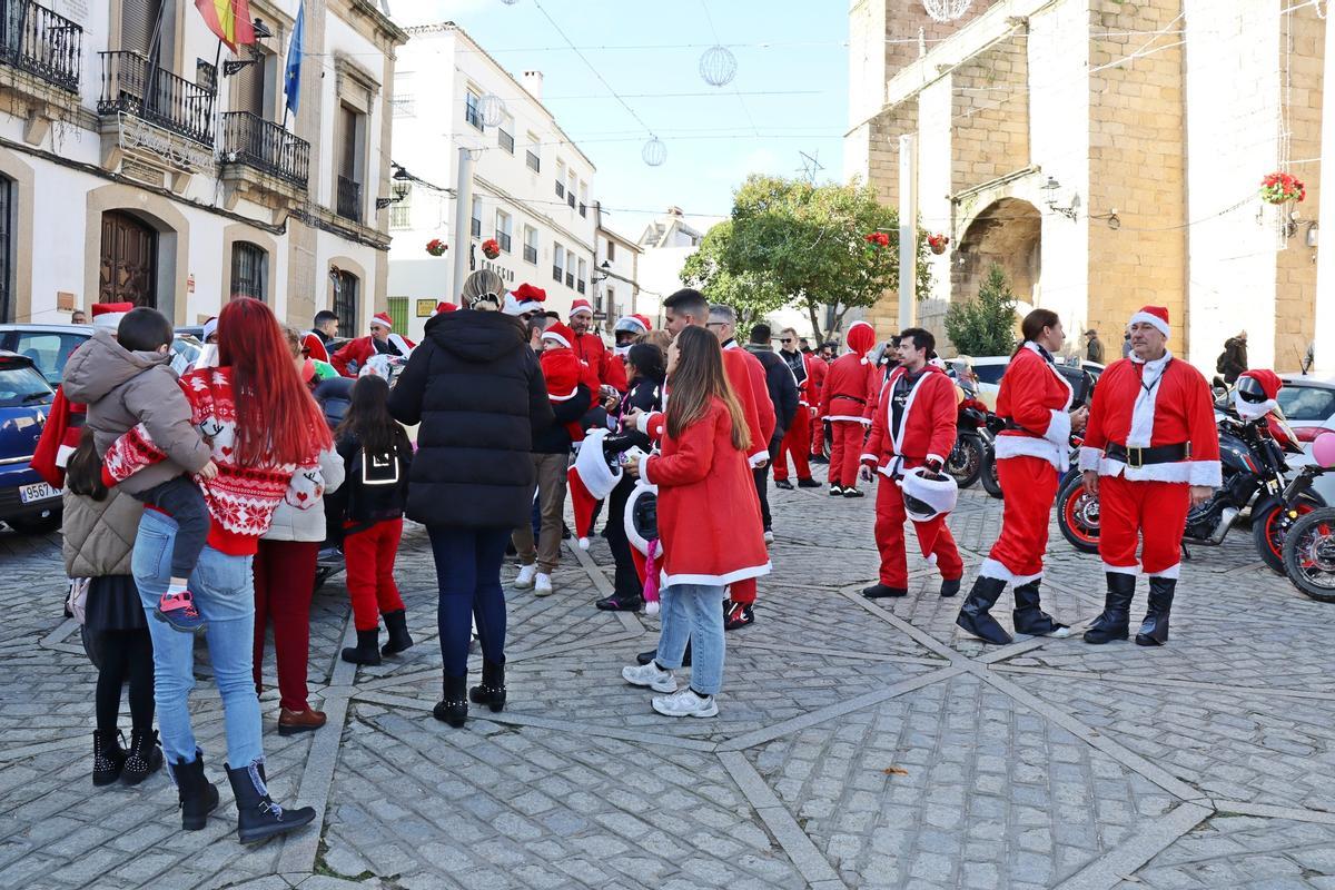 Fotogalería | Así fue la 'Papanoleada' motera de Arroyo de la Luz