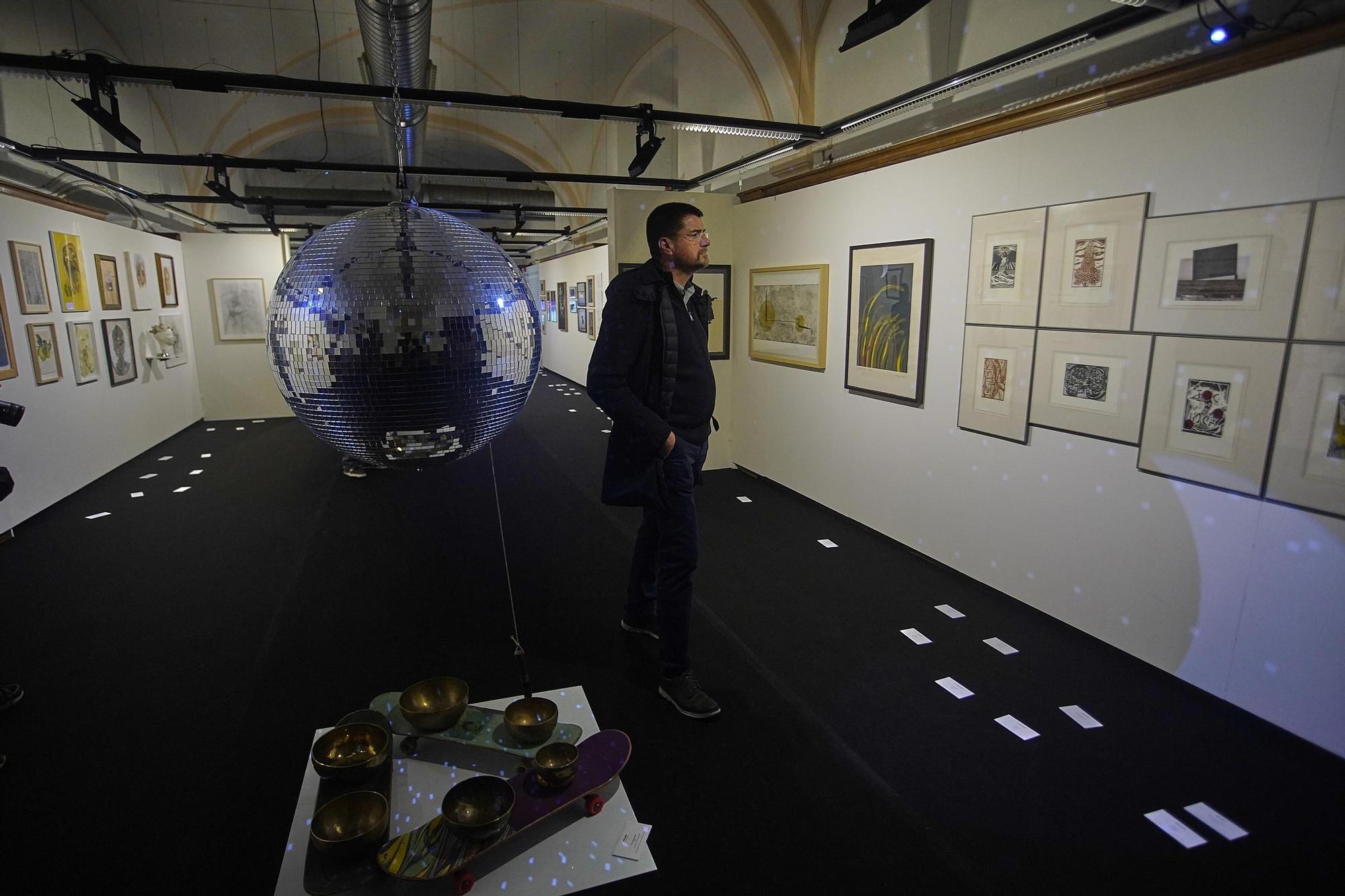 Els 120 artistes dels vint anys de la Fundació Valvi, reunits en una exposició