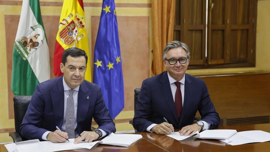 Juanma Moreno se compromete a no acoger más menores inmigrantes en Andalucía, recortar a ONG y limitar el acceso a ayudas sociales a través de la prioridad nacional
