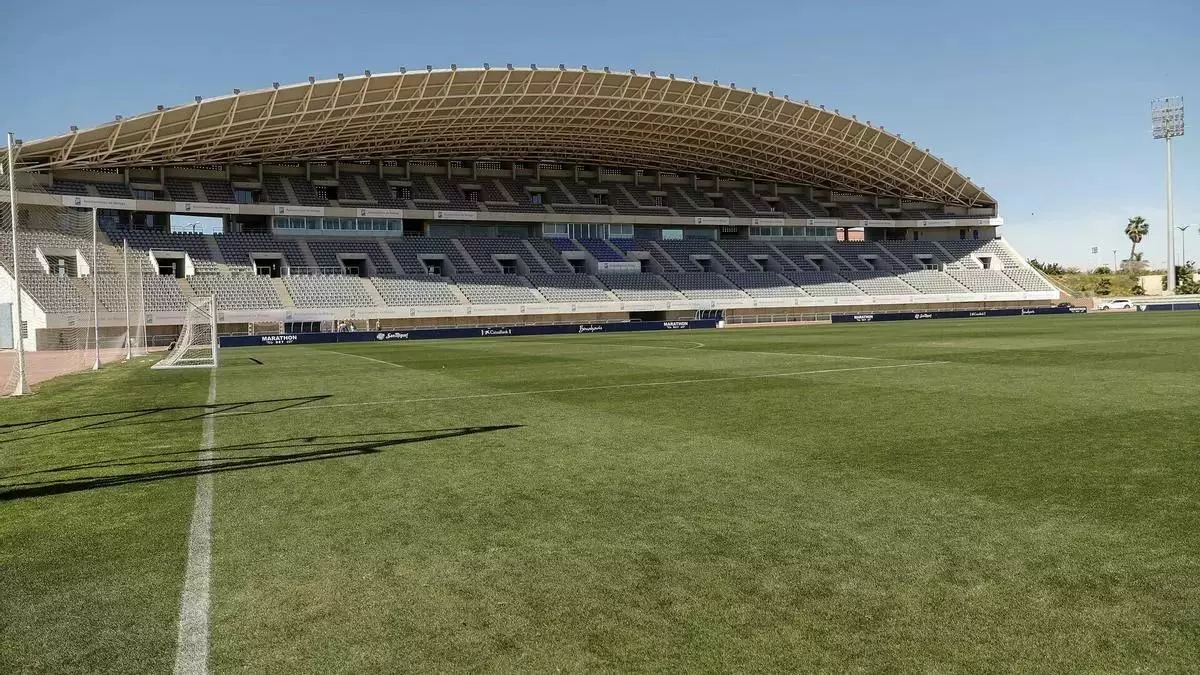 La mitad de los abonados del Málaga CF se quedará sin entrar a ver los partidos