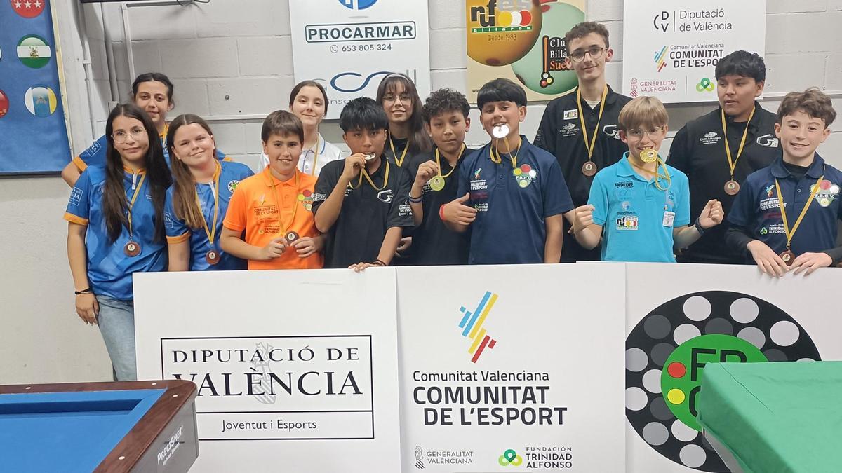 La escuela del Gandia Billar Club triunfa