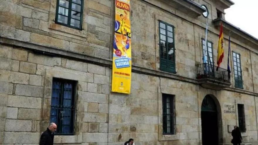 Fachada del Consistorio de Cambados. |  FdV
