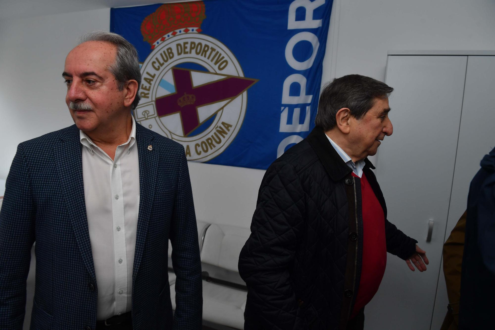 Inés Rey y Antonio Couceiro coinciden en la inauguración del nuevo de la Federación de Peñas Deportivistas en Riazor