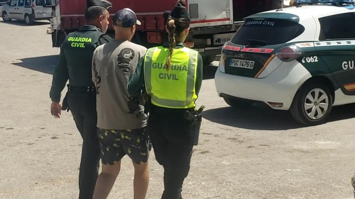 El hombre detenido en dos ocasiones distintas en menos de 48 horas en el puerto de Ibiza