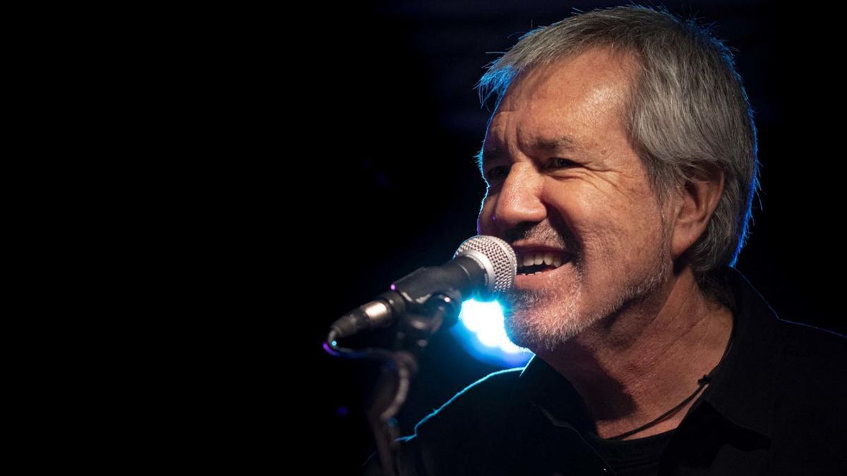 Arturo Gaya és el cantant d’una banda que divulga la música de les terres de l’Ebre | FOTOGRAFIA PROMOCIONAL