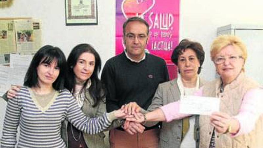 Las hermandades renuevan su colaboración anual con Cáritas