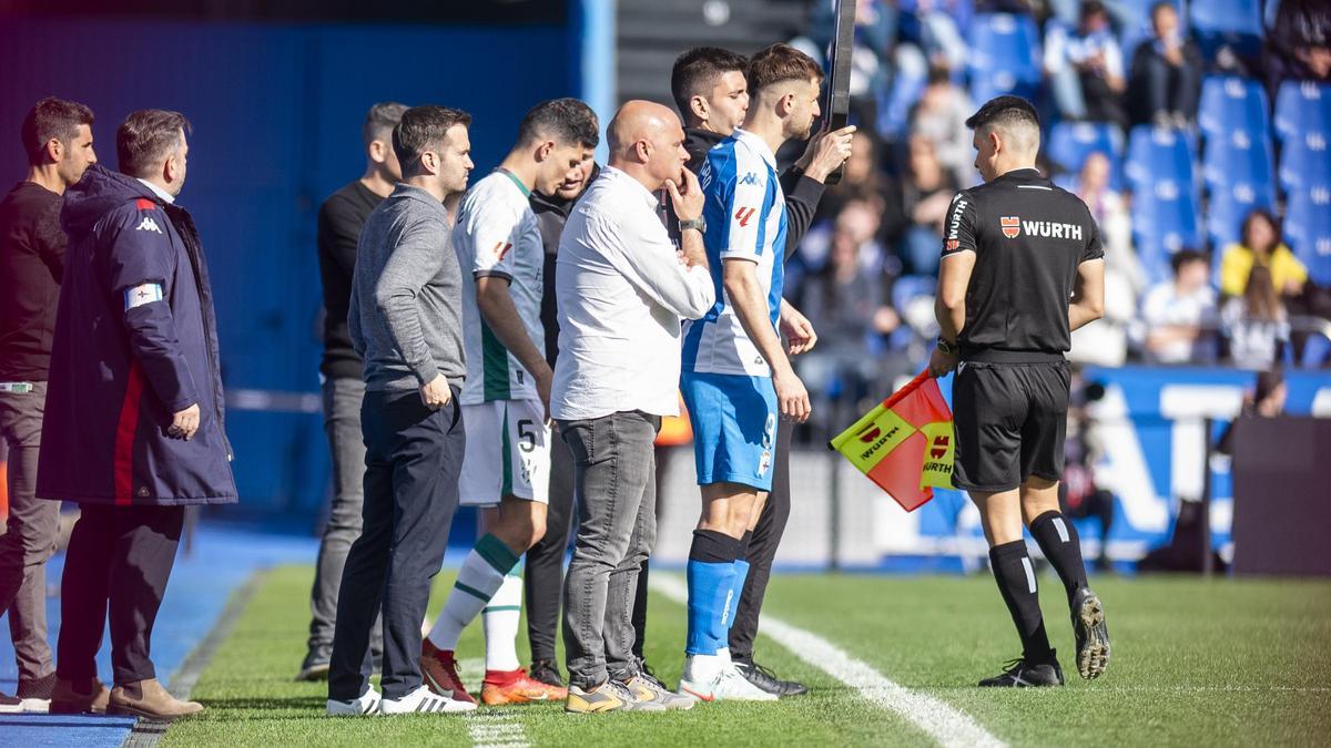 Momento en el que Barbero entra al campo