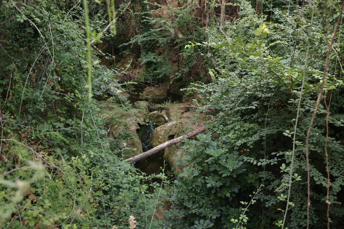 Los Baños de Popea, secos pese a las lluvias