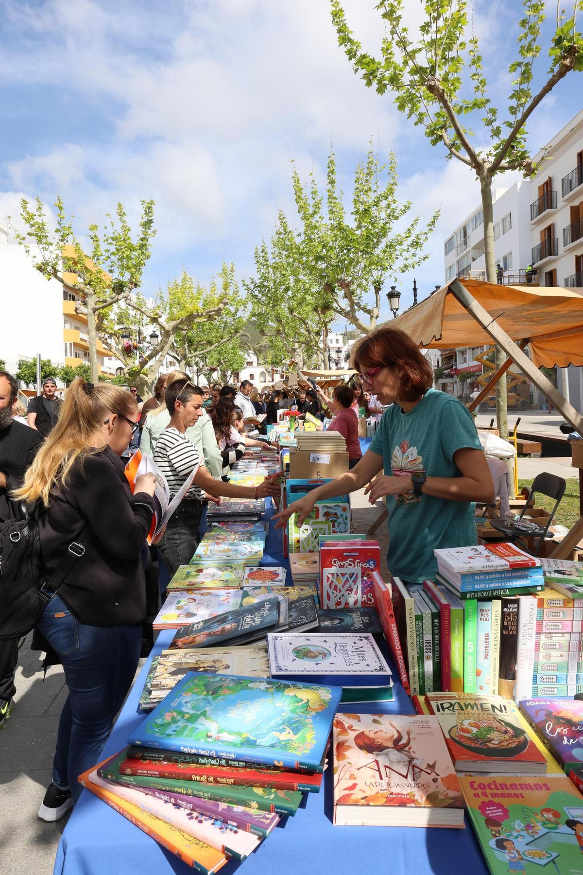 Feria del libro Santa Eulalia Feria del libro Santa Eulalia