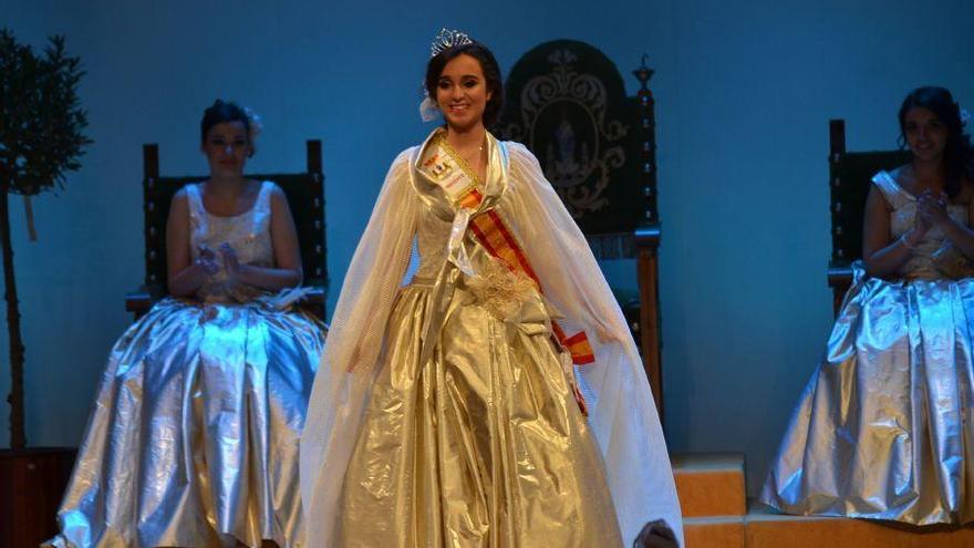 Ana María Perlines, nueva reina de las fiestas