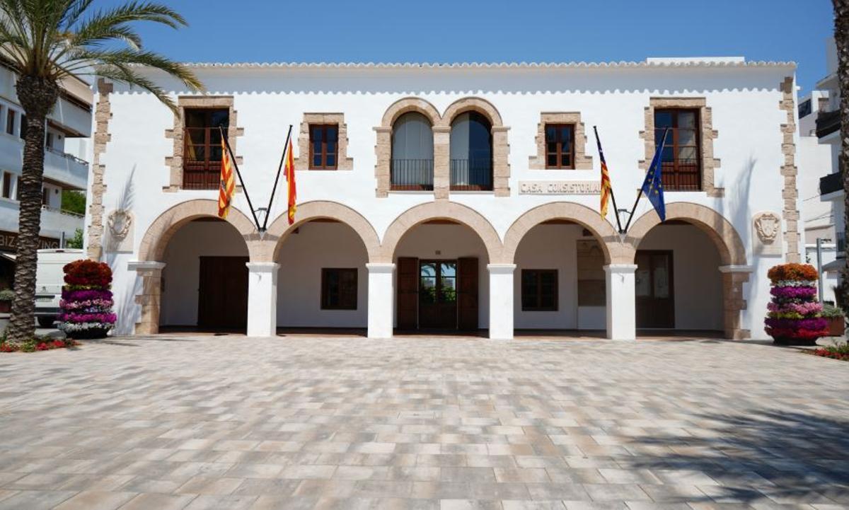 Ayuntamiento de Santa Eulària.