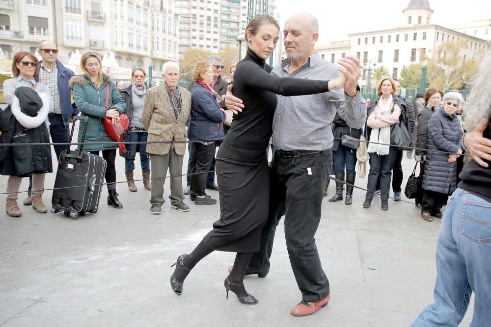 Tango en el vestíbulo de la Estación del Norte