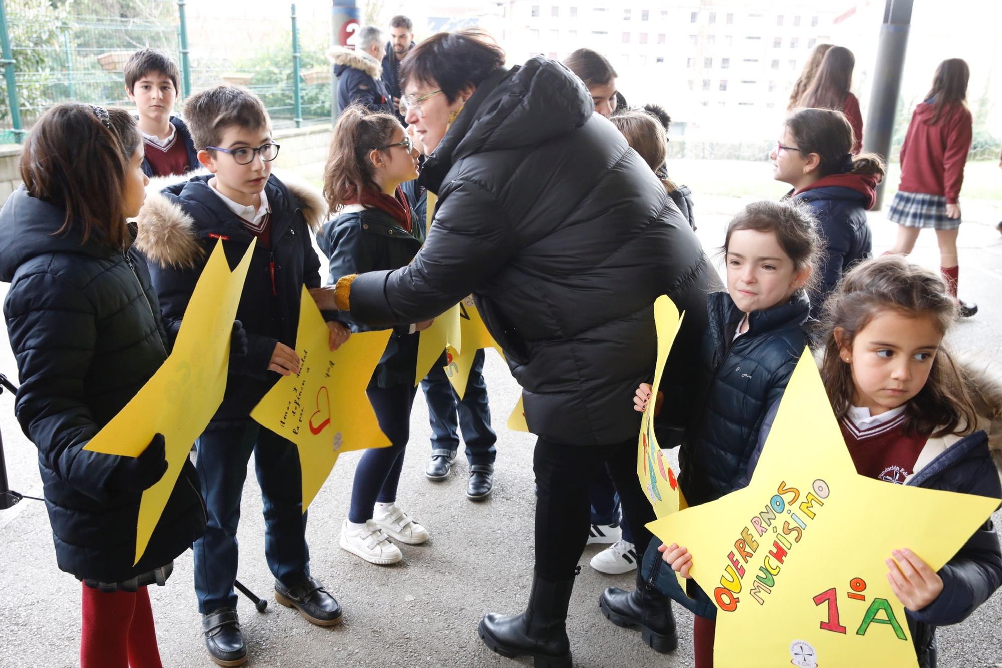 Celebración del Día de la Paz en el colegio Virgen Mediadora (Dominicas)