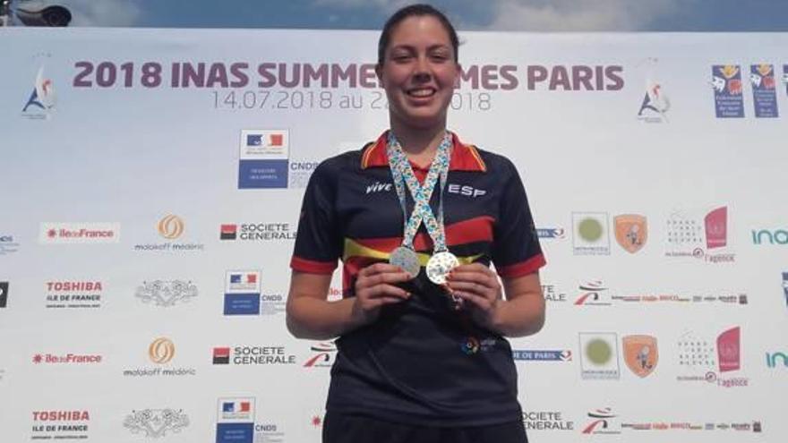 La aldaiera Eva Coronado triunfa en atletismo y natación en París