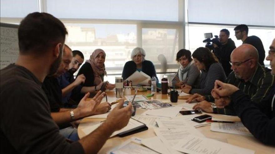 Alcaldes y concejales independentistas &#039;trabajan&#039; el Día de la Constitución