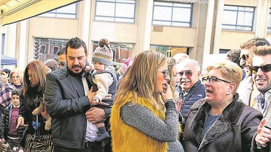 La Feria de Santa Catalina inaugura la campaña navideña en Vila-real