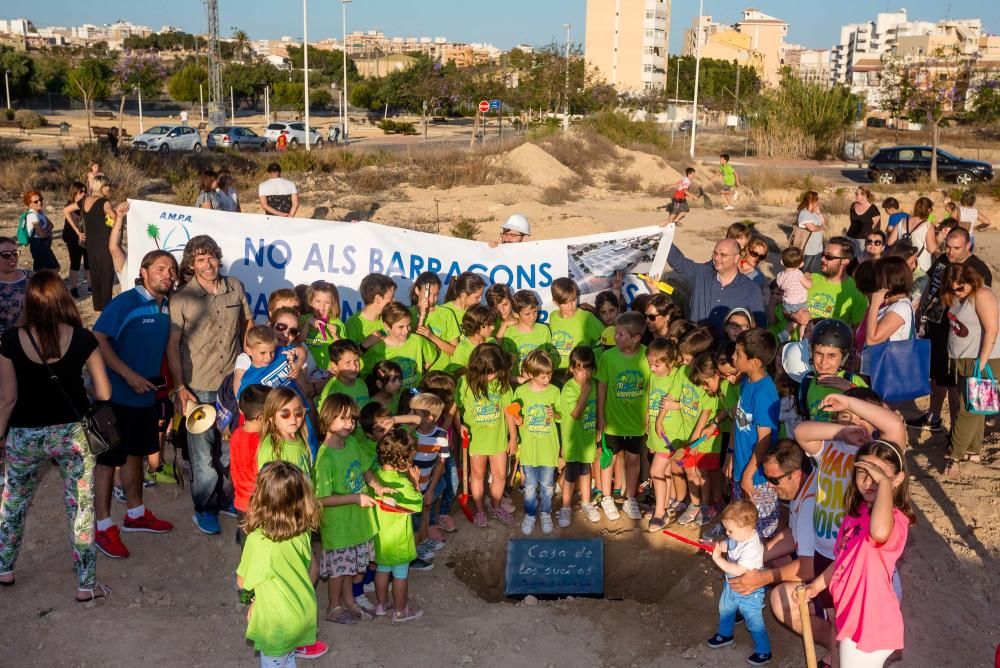 Una "caja de los sueños" como primera piedra del futuro Gasparot de La Vila