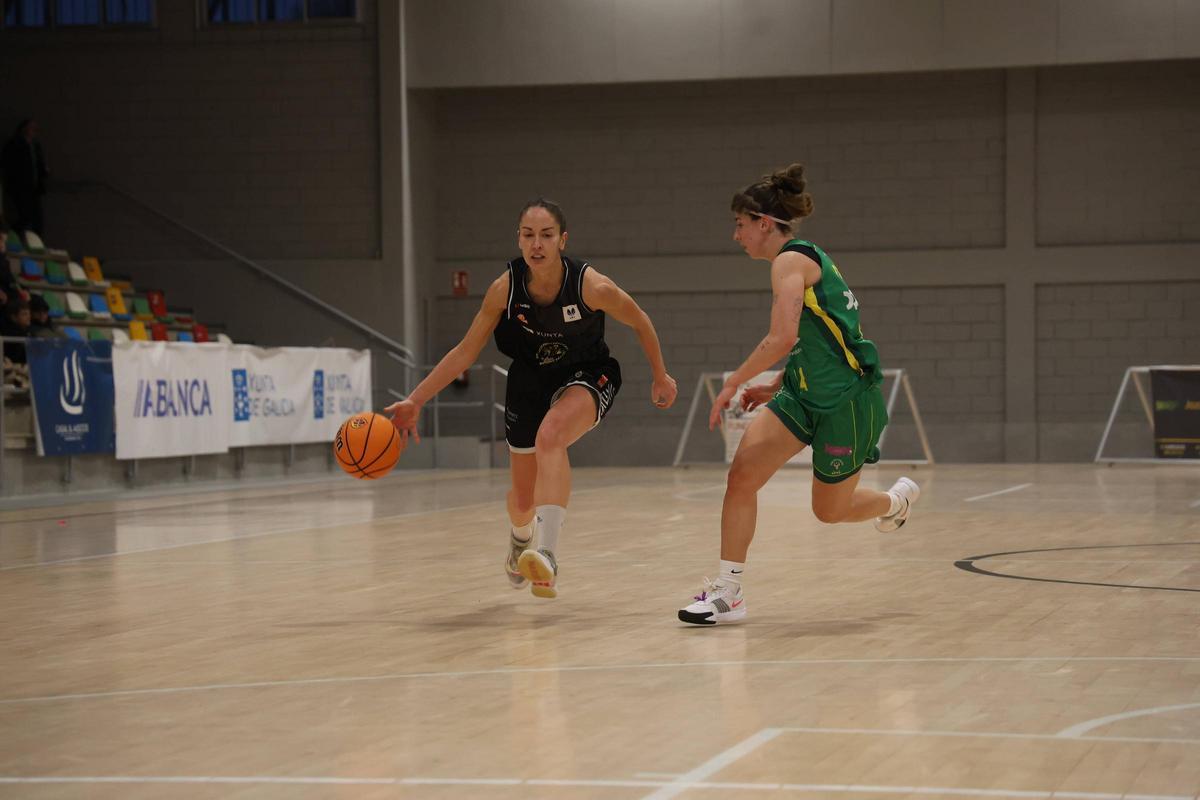 La capitana pide el máximo apoyo de la afición vilagarciana al baloncesto.