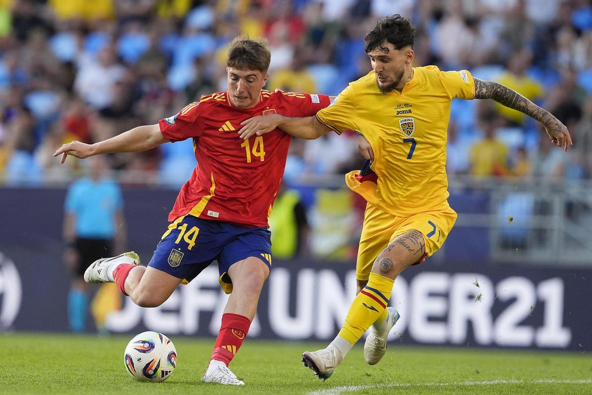 Jauregizar en un partido del Europeo sub-21 disputado ante Rumanía