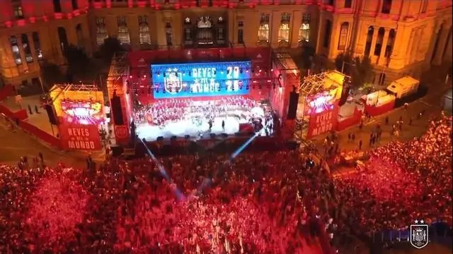 'Argentino el que no bote': la afición española se la devuelve a la argentina