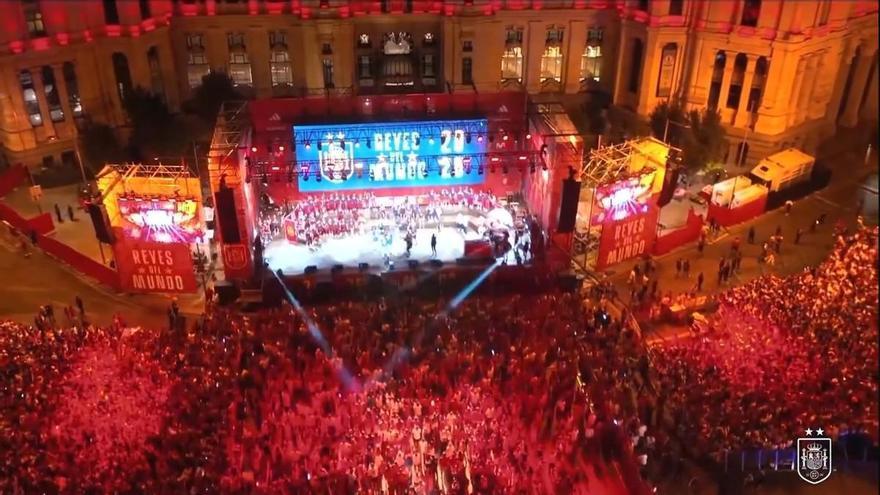 'Argentino el que no bote': la afición española se la devuelve a la argentina