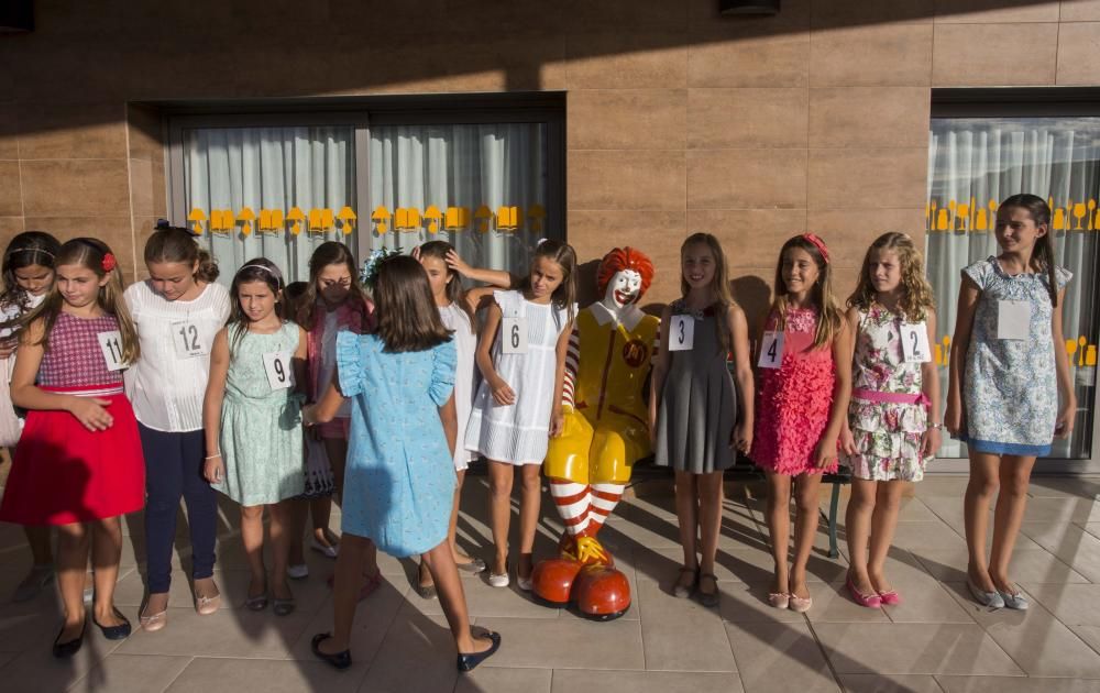 Visita de las candidatas infantiles a la Casa Ronald Mcdonald