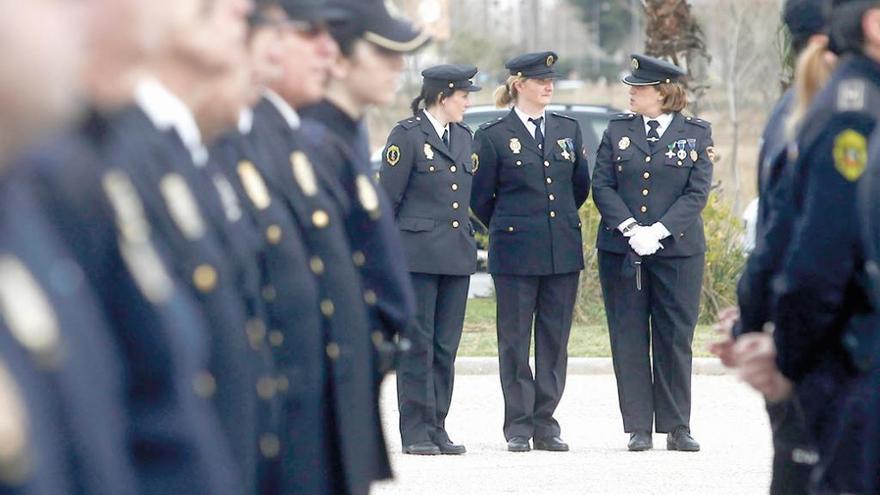 Agentes de la Policía Autonómica, la unidad adscrita de la Policía Nacional, en un acto oficial.