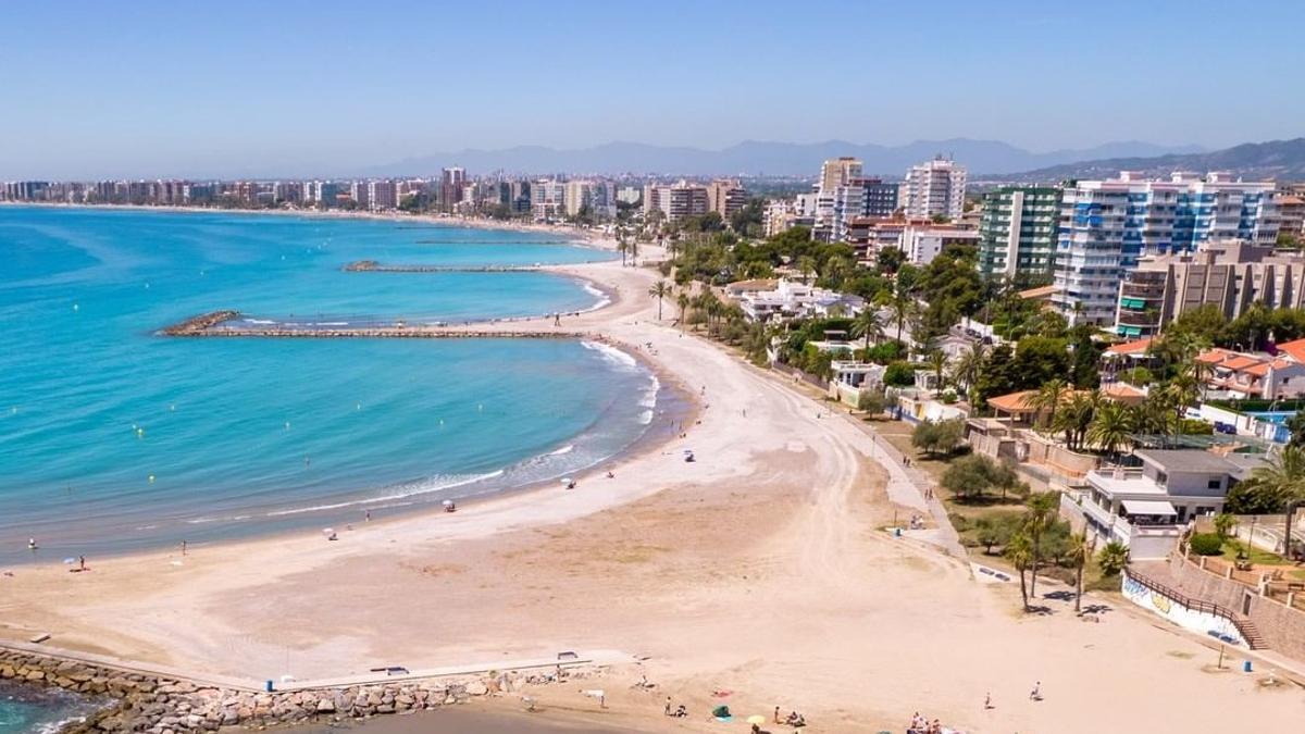 Benicàssim fija un criterio único de altura de villas situadas en el tramo entre Eurosol y el Torreón para zanjar las polémicas por las vistas al mar.