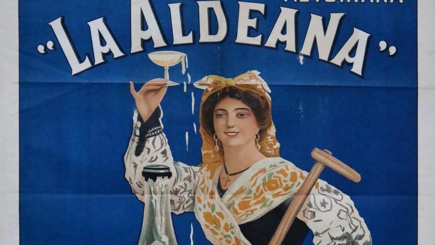 Donación de dos carteles de sidra achampanada al Muséu del Pueblu d&#039;Asturies