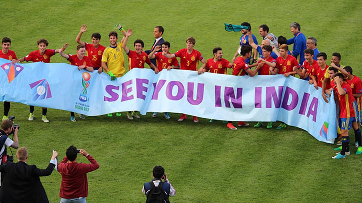 España sub'17 celebra la clasificación para el Mundial