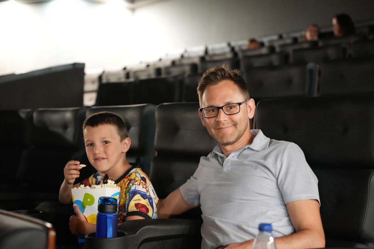 Imágenes del último día del Cine Conquistadores de Badajoz