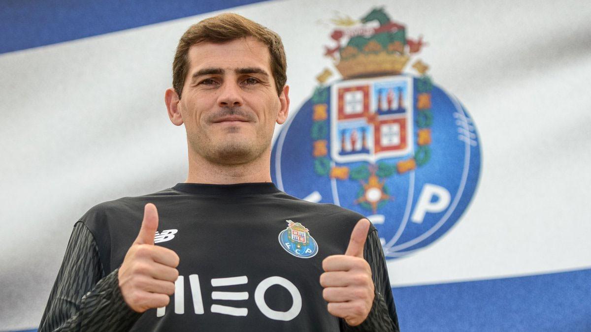 Casillas ha renovado con el Oporto