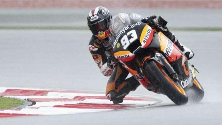 La lluvia frena a Marc Márquez