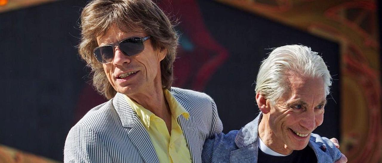 Mick Jagger e  Charlie Watts.