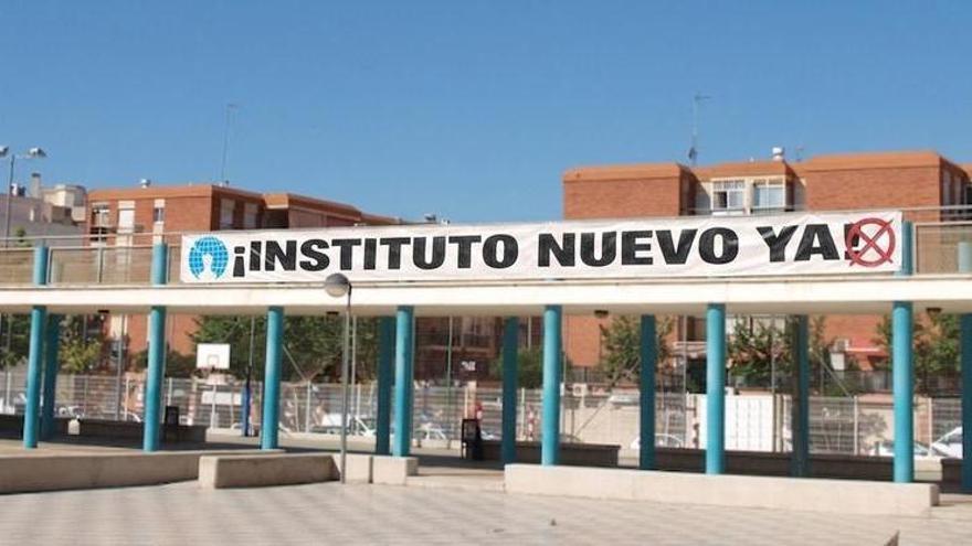 San Vicente o el sueño ¿imposible? de un sexto instituto para dejar de ser "sardinas en lata"