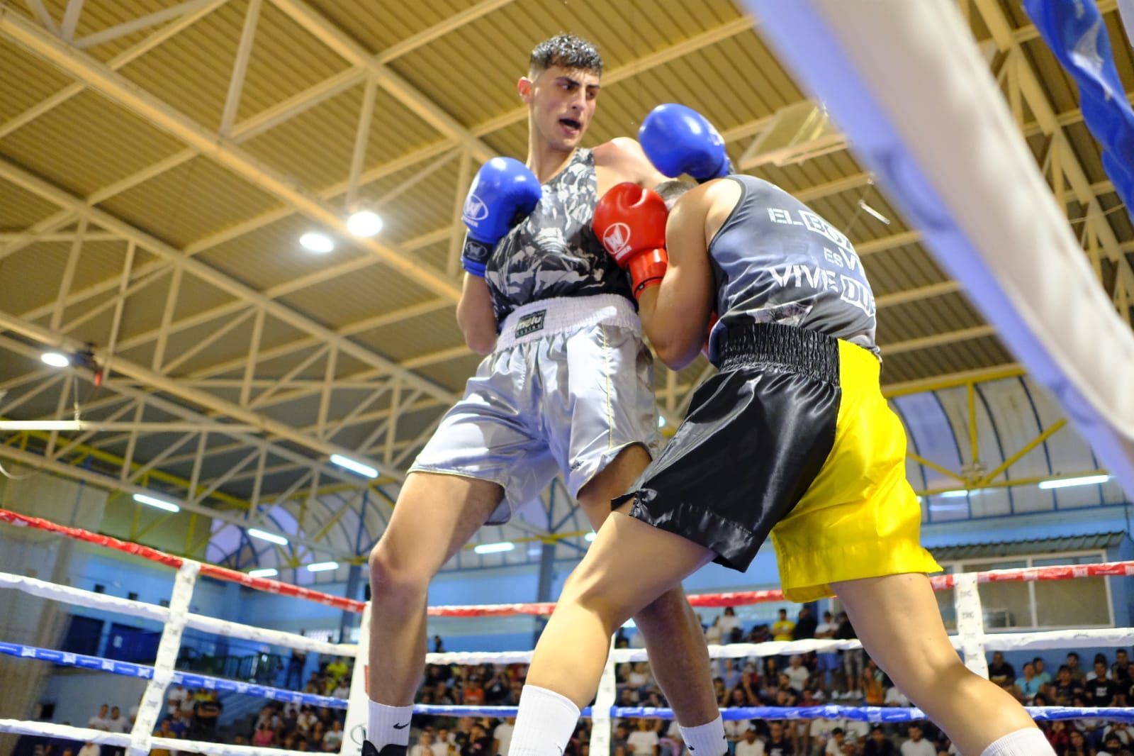 La cantera canaria de boxeo se luce en el Juan Beltrán Sierra