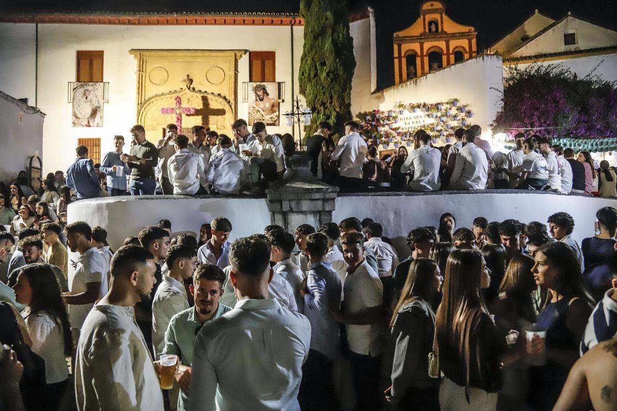 Córdoba Cruces de mayo de noche Cruz de la Paz Bailío