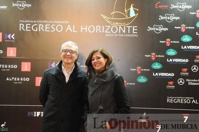 Estreno de 'Regreso al horizonte' en el cine Rex