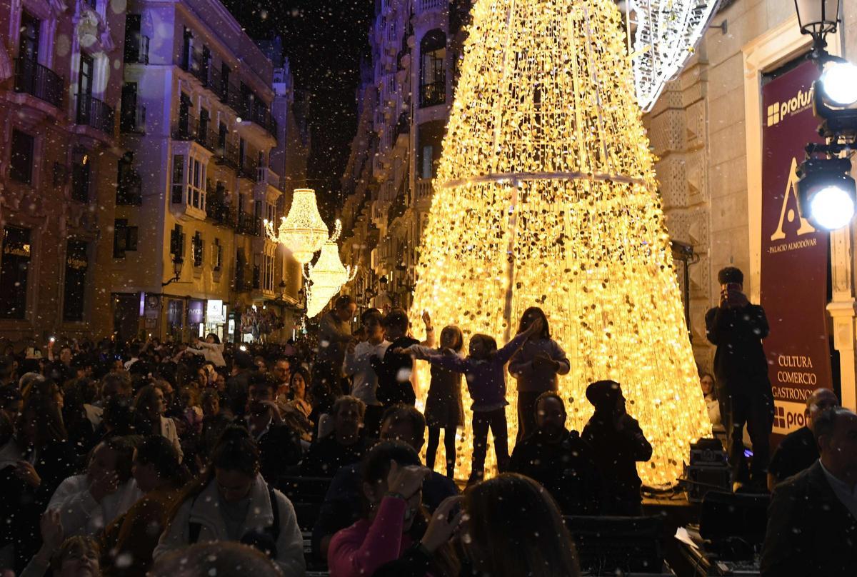 Encendido en Murcia de las luces de Navidad en Santo Domingo