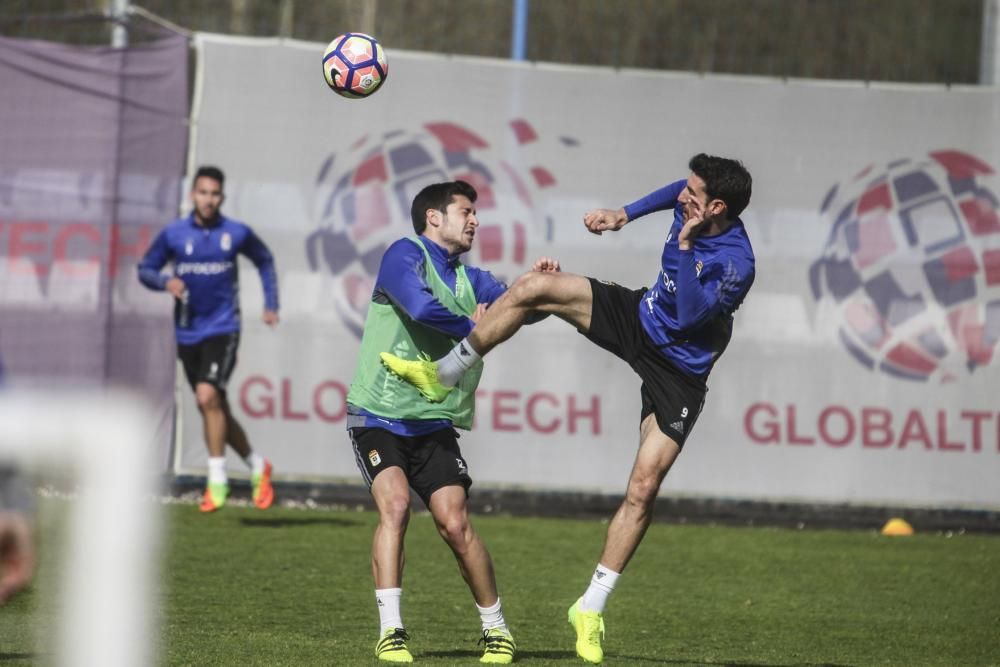 Entrenamiento del Real Oviedo en El Requexón