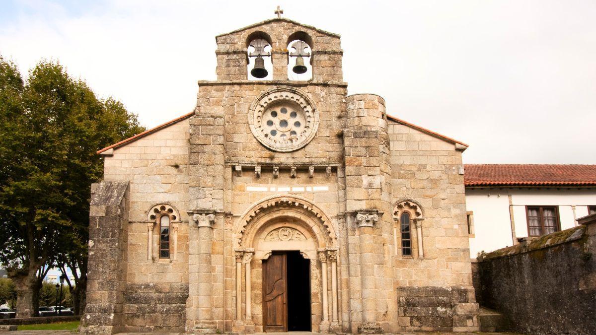 La Iglesia de Santa María de Cambre, el municipio donde vive Marta Ortega