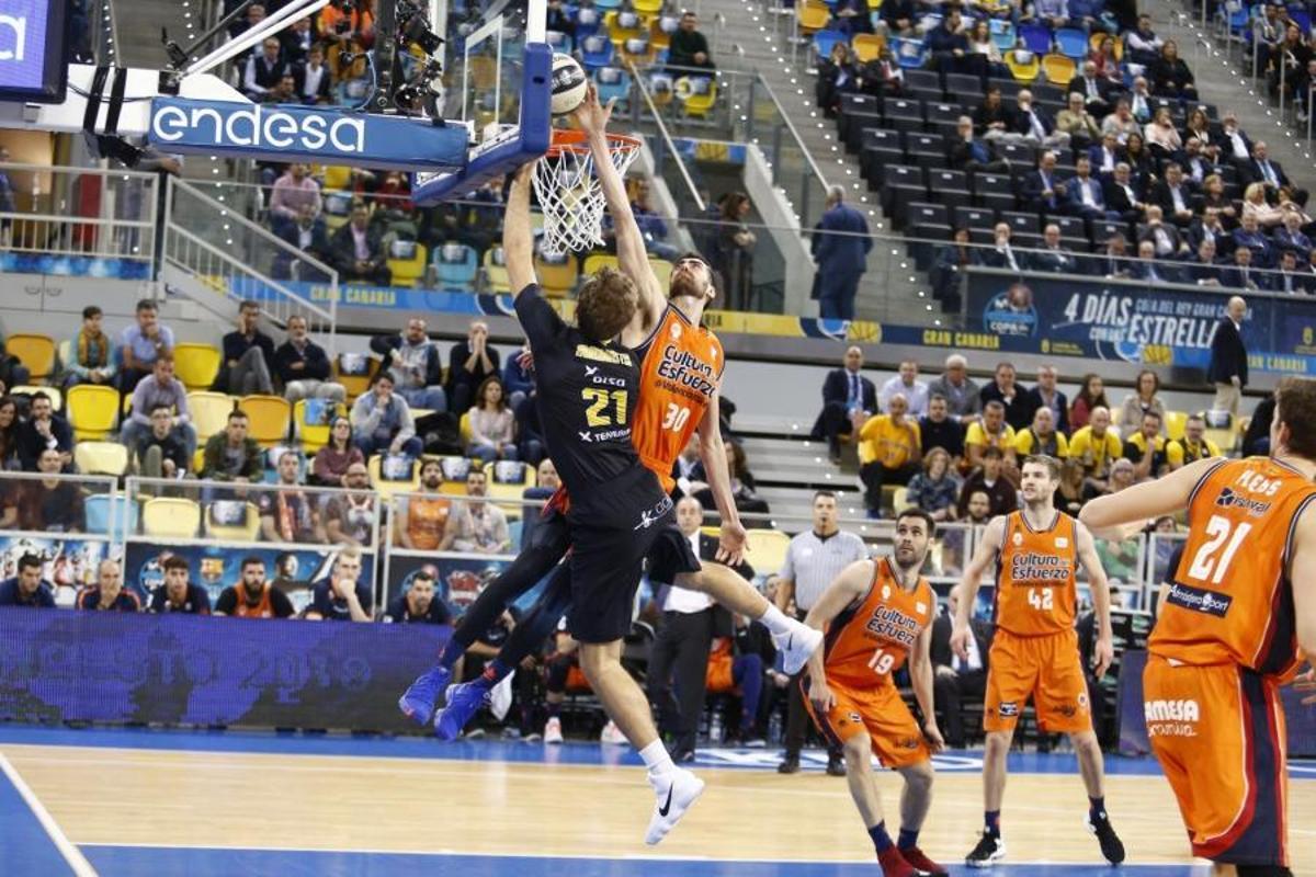 La Fonteta sigue de fiesta ante Iberostar Tenerife