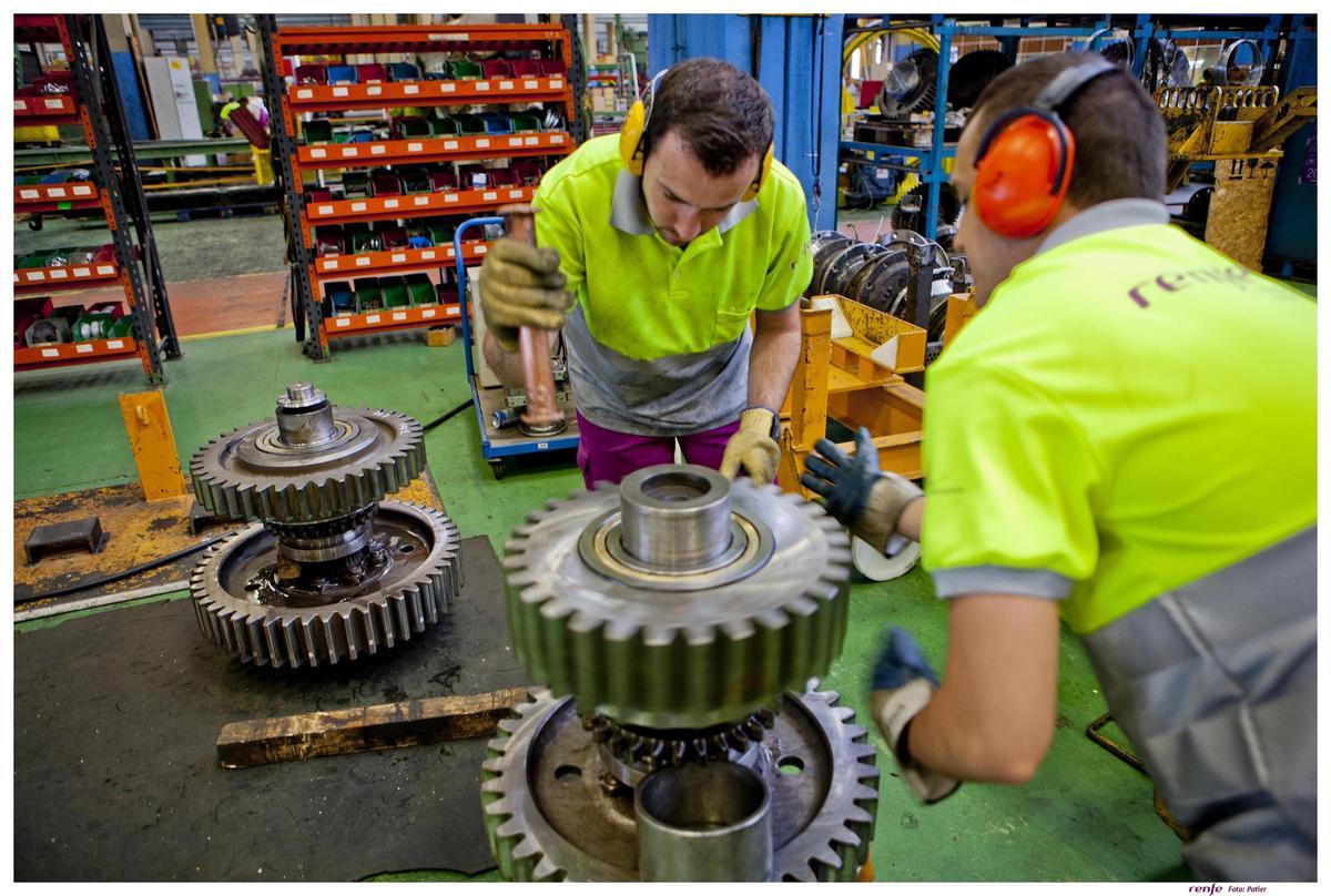 La oferta pública de empleo de Renfe en 2025, una oportunidad laboral que atrae a más de 14.800 personas