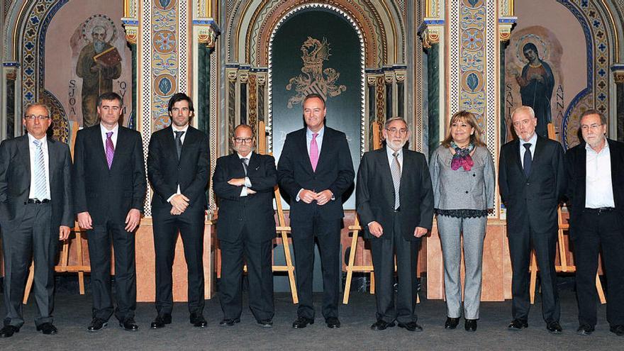 Foto de familia de los galardonados en la II edición de los premios