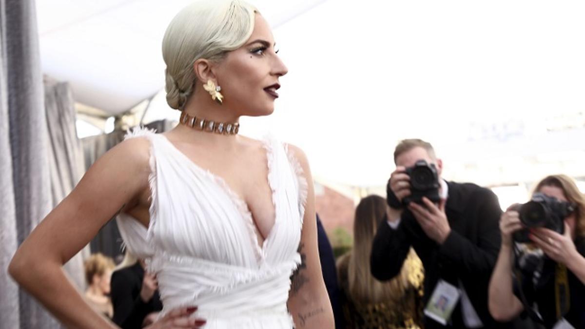 Lady Gaga con vestido de Dior Alta Costura en los SAG