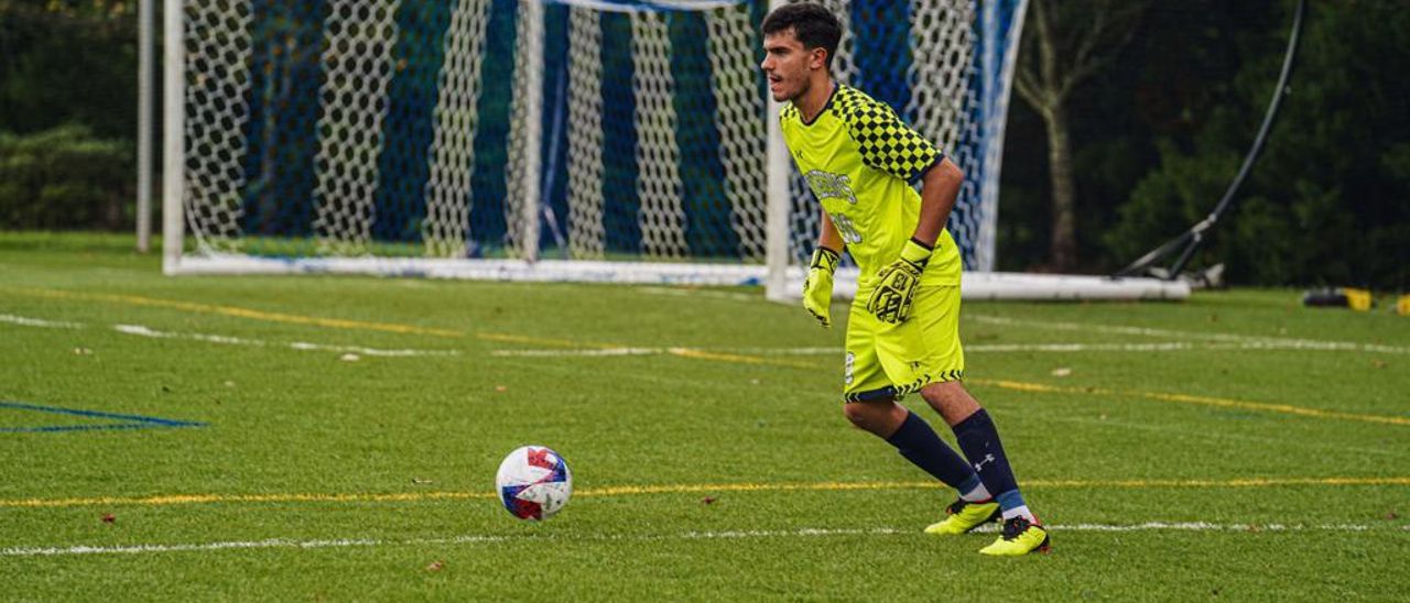 Javi Izquierdo, en un partido con el Queens.