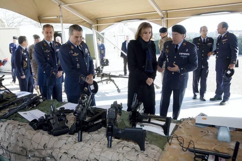 Visita de Cospedal a la Base Aérea de Zaragoza